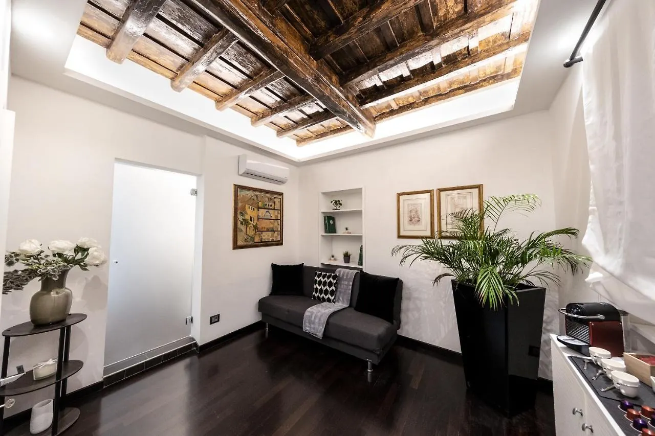 Barcaccia Luxury Suites Rome 2*,